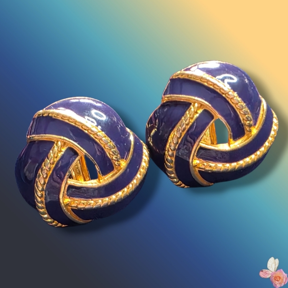 Jaclyn Smith Signed Js Clip On Adjustable Earrings Navy Enamel Gold Knot 882